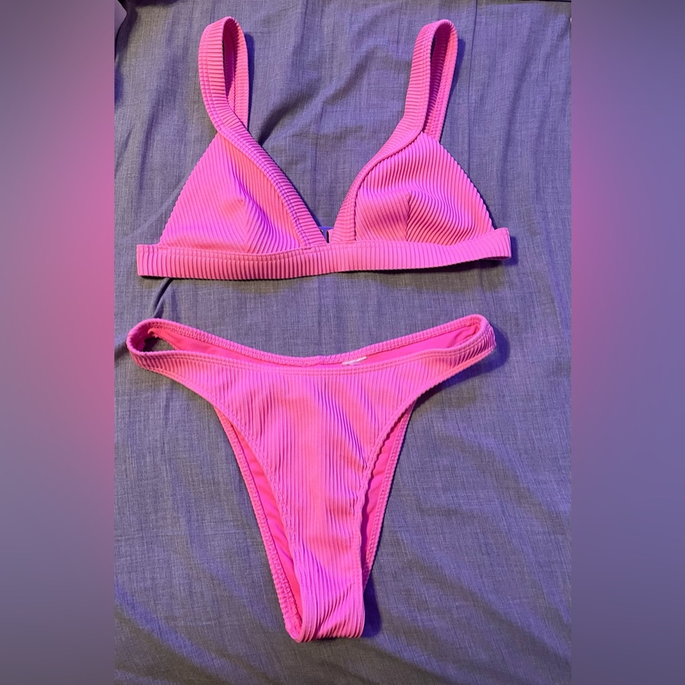 Pink hollister bikini set